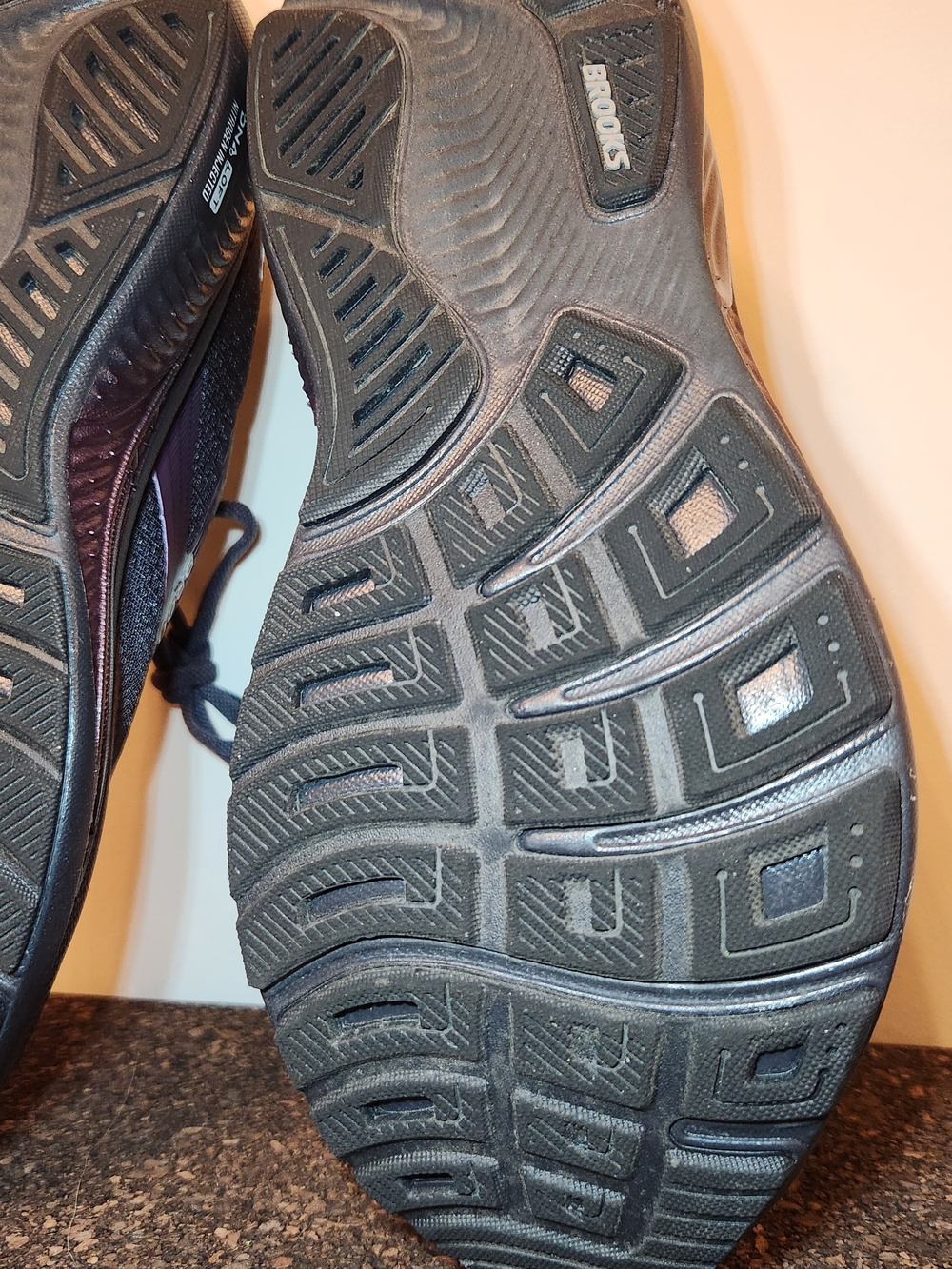Brooks Ghost 18 Running Shoes Womens Size 8.5 - Picture 6 of 13